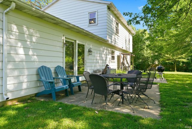 6236 Chaucer Court, South Bend, IN 46614