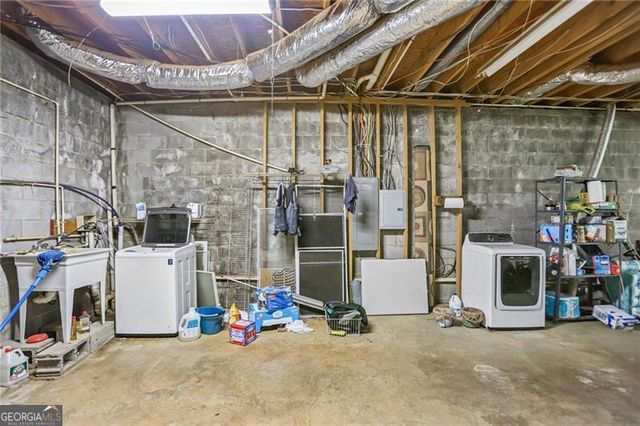 1319 Crumbley Road, Mcdonough, GA 30252