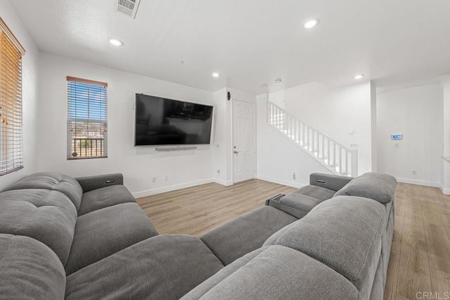 1357 Caminito Veranza 3, Chula Vista, CA 91915