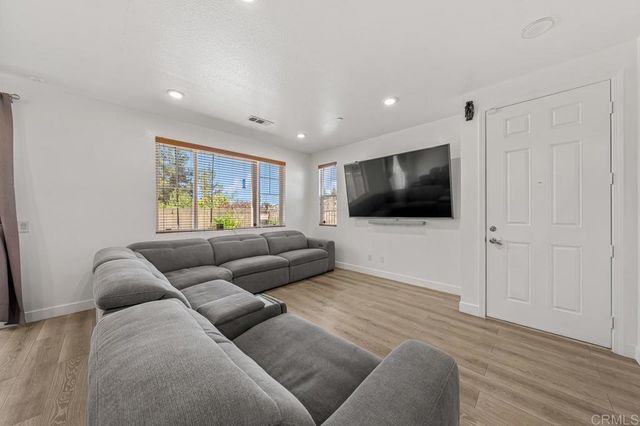 1357 Caminito Veranza 3, Chula Vista, CA 91915
