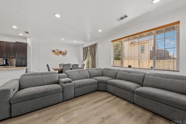 1357 Caminito Veranza 3, Chula Vista, CA 91915
