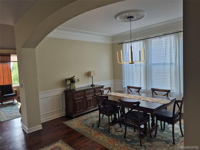 4976 W Stonegate Circle, Orion Charter Township, MI 48359