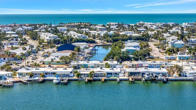 23 SEASIDE COURT, Holmes Beach, FL 34217