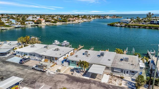 23 SEASIDE COURT, Holmes Beach, FL 34217