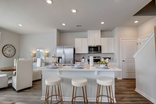 2245 Harlequin Point, Lebanon, TN 37090