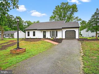 65 EASTMONT LN, Sicklerville, NJ 08081