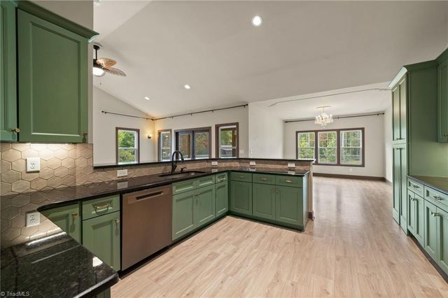 4045 Clapp Mill Road, Burlington, NC 27215