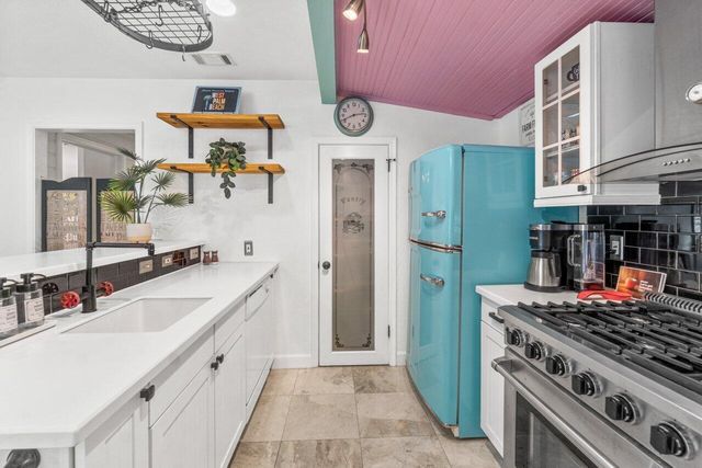 1911 Parker Avenue, West Palm Beach, FL 33401