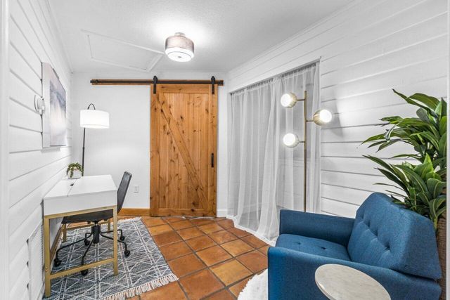 1911 Parker Avenue, West Palm Beach, FL 33401