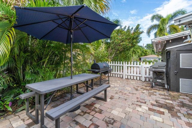 1911 Parker Avenue, West Palm Beach, FL 33401