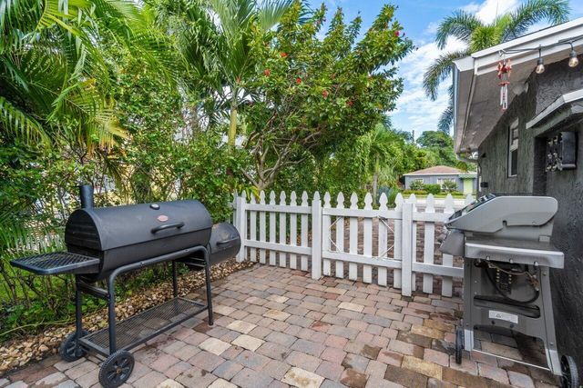 1911 Parker Avenue, West Palm Beach, FL 33401