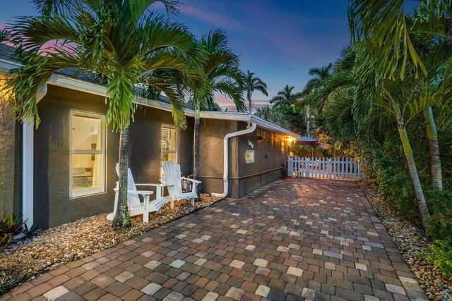 1911 Parker Avenue, West Palm Beach, FL 33401