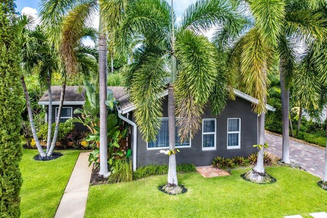 1911 Parker Avenue, West Palm Beach, FL 33401