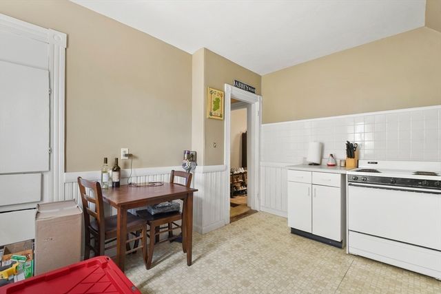 51 Colantha Ave, Brockton, MA 02301