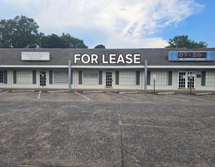 1141 E Walnut Avenue, Dalton, GA 30721