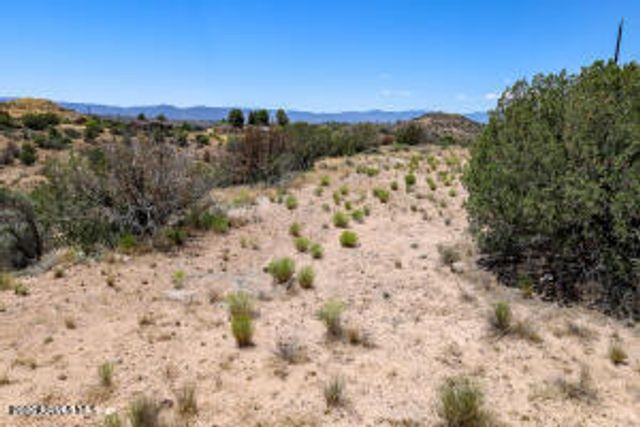 4835 N TEEPEE Terrace 40, Rimrock, AZ 86335
