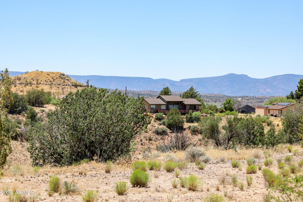 Image 4 of property listing at 4835 N TEEPEE Terrace 40, Rimrock, AZ 86335