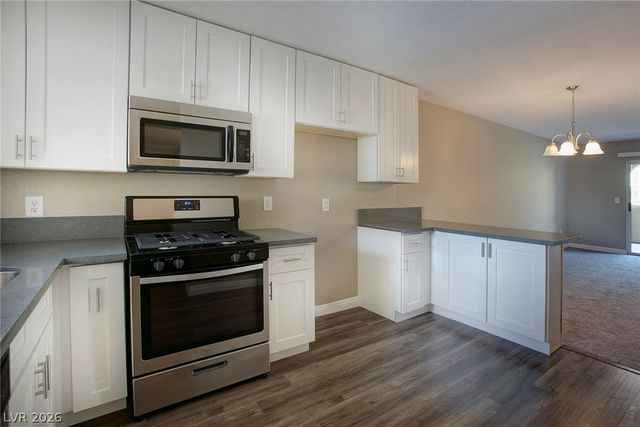 1908 TIERRA VISTA Drive 204, Las Vegas, NV 89128