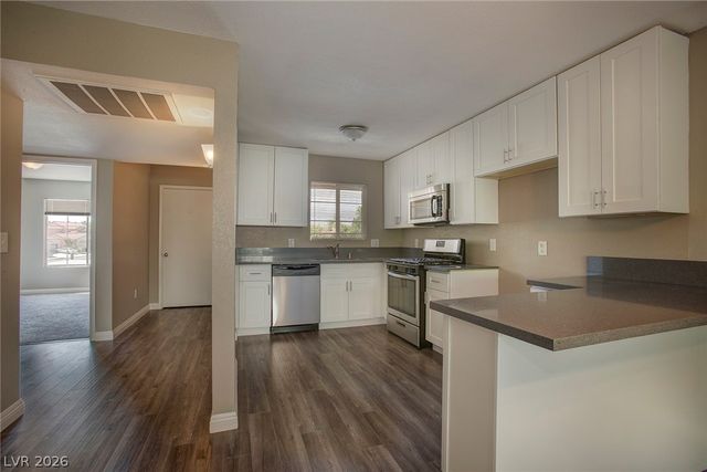 1908 TIERRA VISTA Drive 204, Las Vegas, NV 89128