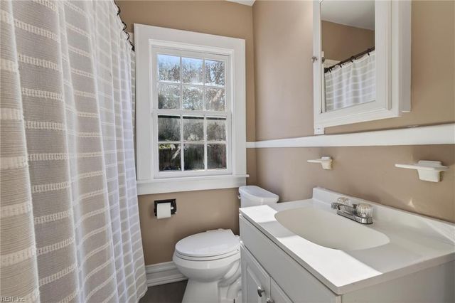 145 W Ocean AVE, Norfolk, VA 23503