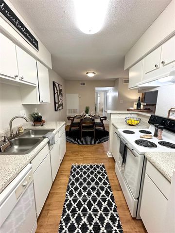 10601 Sabo Road 139, Houston, TX 77089