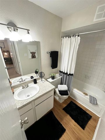 10601 Sabo Road 139, Houston, TX 77089