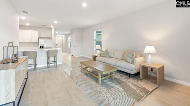 594 Edgetree Drive, Hopkins, SC 29061