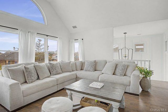 24 Bungalow Walk, Ocean Beach, NY 11770
