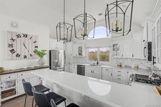 24 Bungalow Walk, Ocean Beach, NY 11770