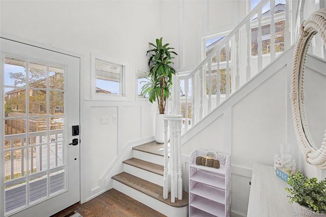 24 Bungalow Walk, Ocean Beach, NY 11770