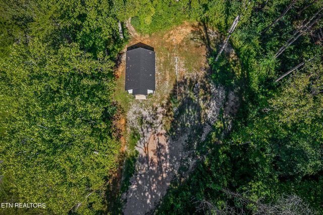 3247 Moodyville Rd, Byrdstown, TN 38549