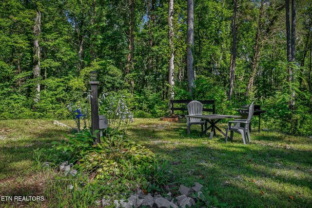 3247 Moodyville Rd, Byrdstown, TN 38549