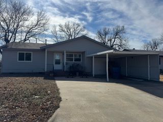 215 Sunset Drive, Vinita, OK 74301