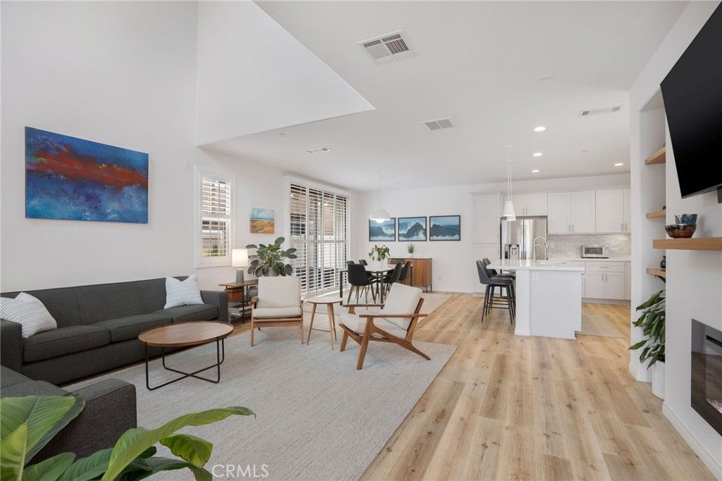 3604 Dunkirk Drive, Oxnard, CA 93035