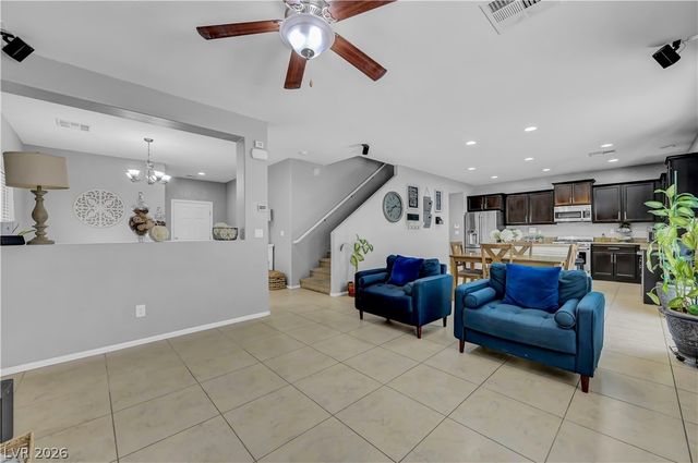 8083 Mosaic Sunrise Lane, Las Vegas, NV 89166