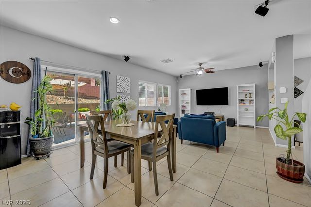 8083 Mosaic Sunrise Lane, Las Vegas, NV 89166