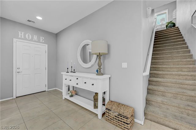 8083 Mosaic Sunrise Lane, Las Vegas, NV 89166