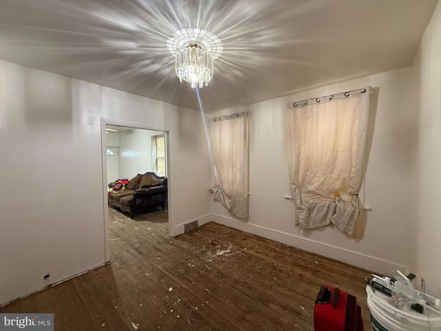 5555 WEBSTER, Philadelphia, PA 19143