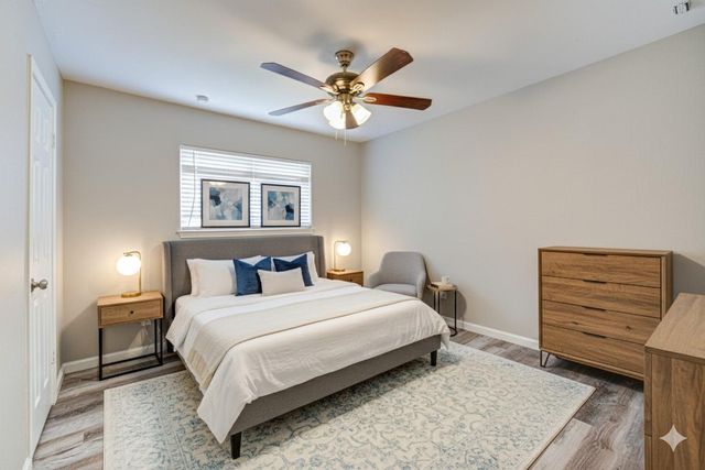 6430 Pirtlewood Circle, Houston, TX 77088