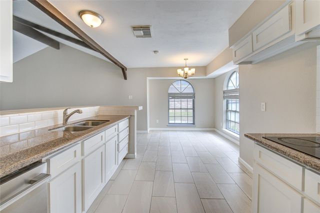 6430 Pirtlewood Circle, Houston, TX 77088