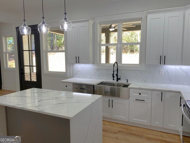 1271 Ga-138, Monroe, GA 30655