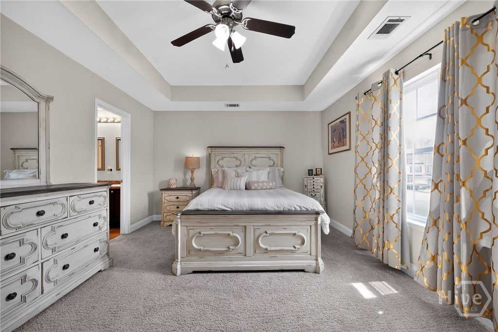 Image 15 of property listing at 345 Canyon Oak Loop, Richmond Hill, GA 31324