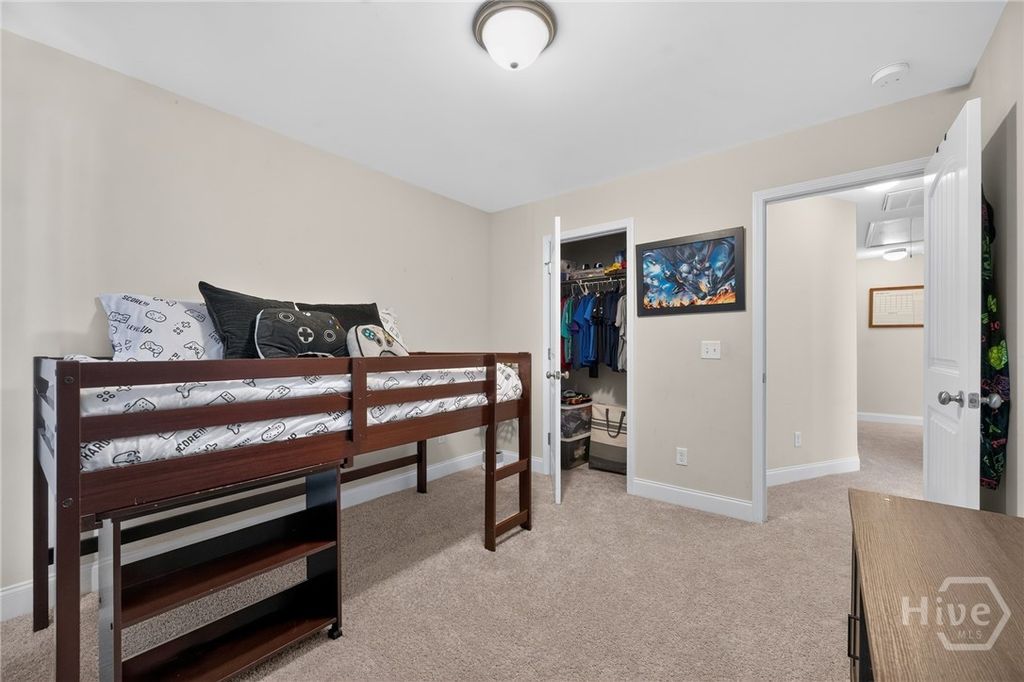 Image 22 of property listing at 345 Canyon Oak Loop, Richmond Hill, GA 31324