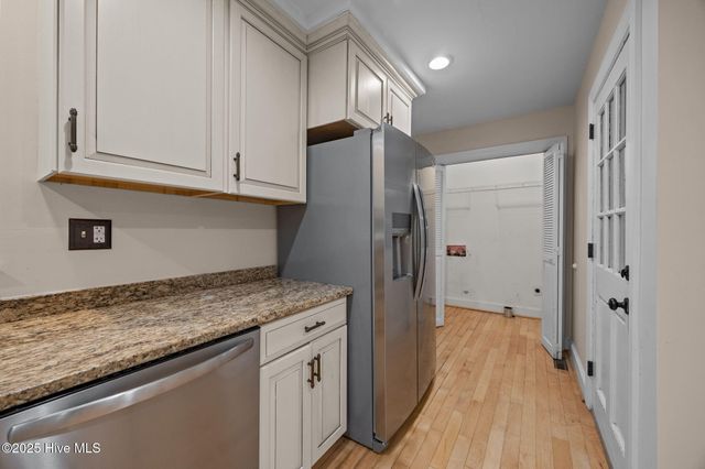 202 King George Road, Greenville, NC 27858