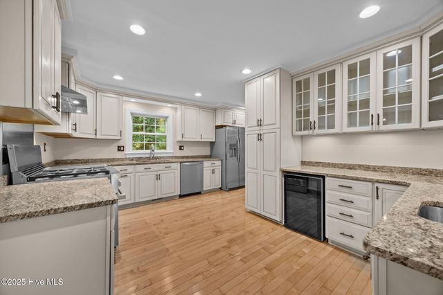 202 King George Road, Greenville, NC 27858