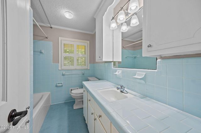 202 King George Road, Greenville, NC 27858