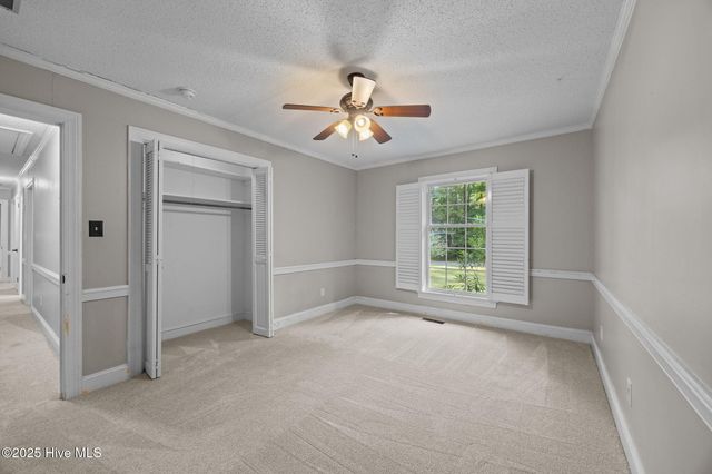 202 King George Road, Greenville, NC 27858