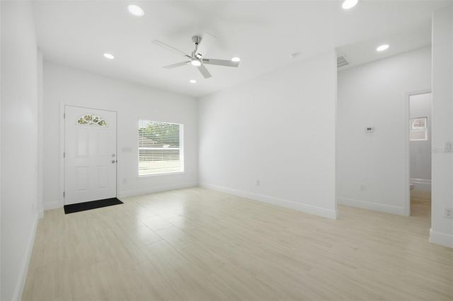 4510 N 42ND STREET, Tampa, FL 33610