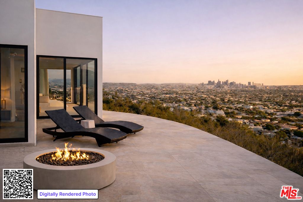 Image 2 of property listing at 8527 Hedges Way, Los Angeles, CA 90069