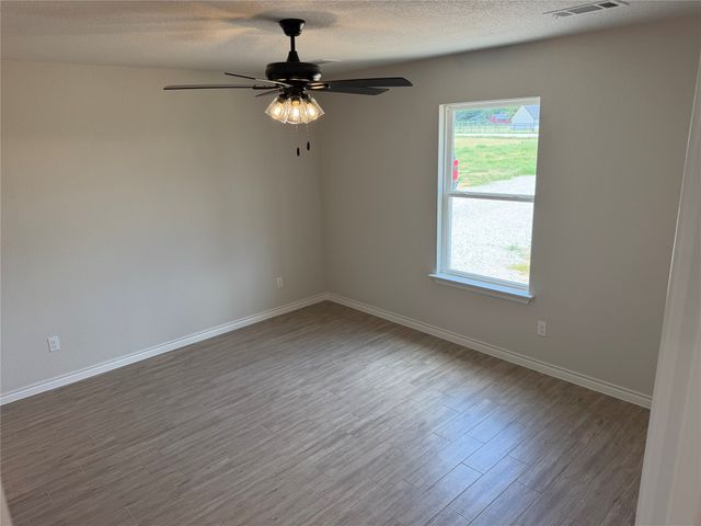 188 Altom Road, Springtown, TX 76082